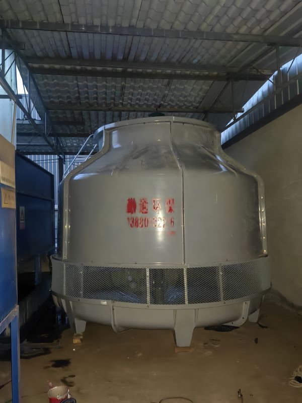 遂宁<strong>200t玻璃钢冷却塔</strong>